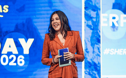 Imagen de Leti Grijó en el escenario de Sherpa Day 2026