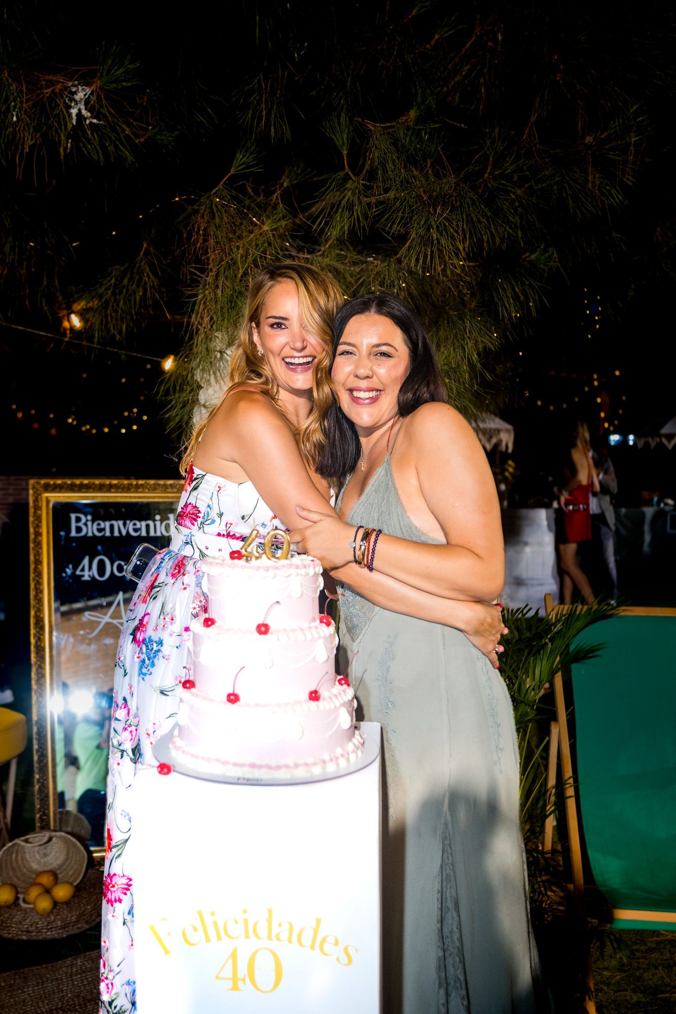 Leti Grijó con Alba Carrillo